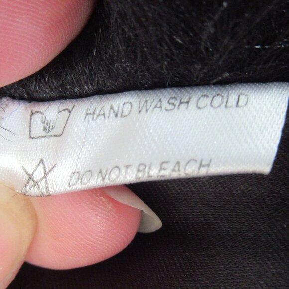 Faux Fur Shawl Wrap One Size 50" L x 12" H Black, Fully Lined - Picture 7 of 8